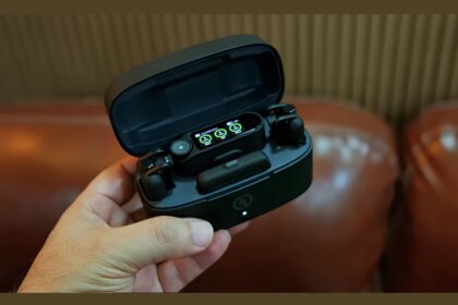 This Tiny Device Will Transform Your Audio Quality! Hollyland Lark Max 2